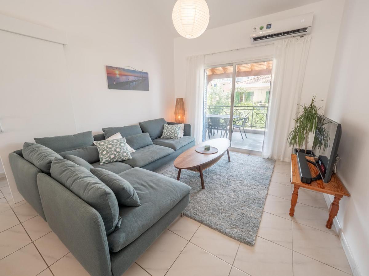 The Salnik Beach Apartment Limassol Exteriör bild
