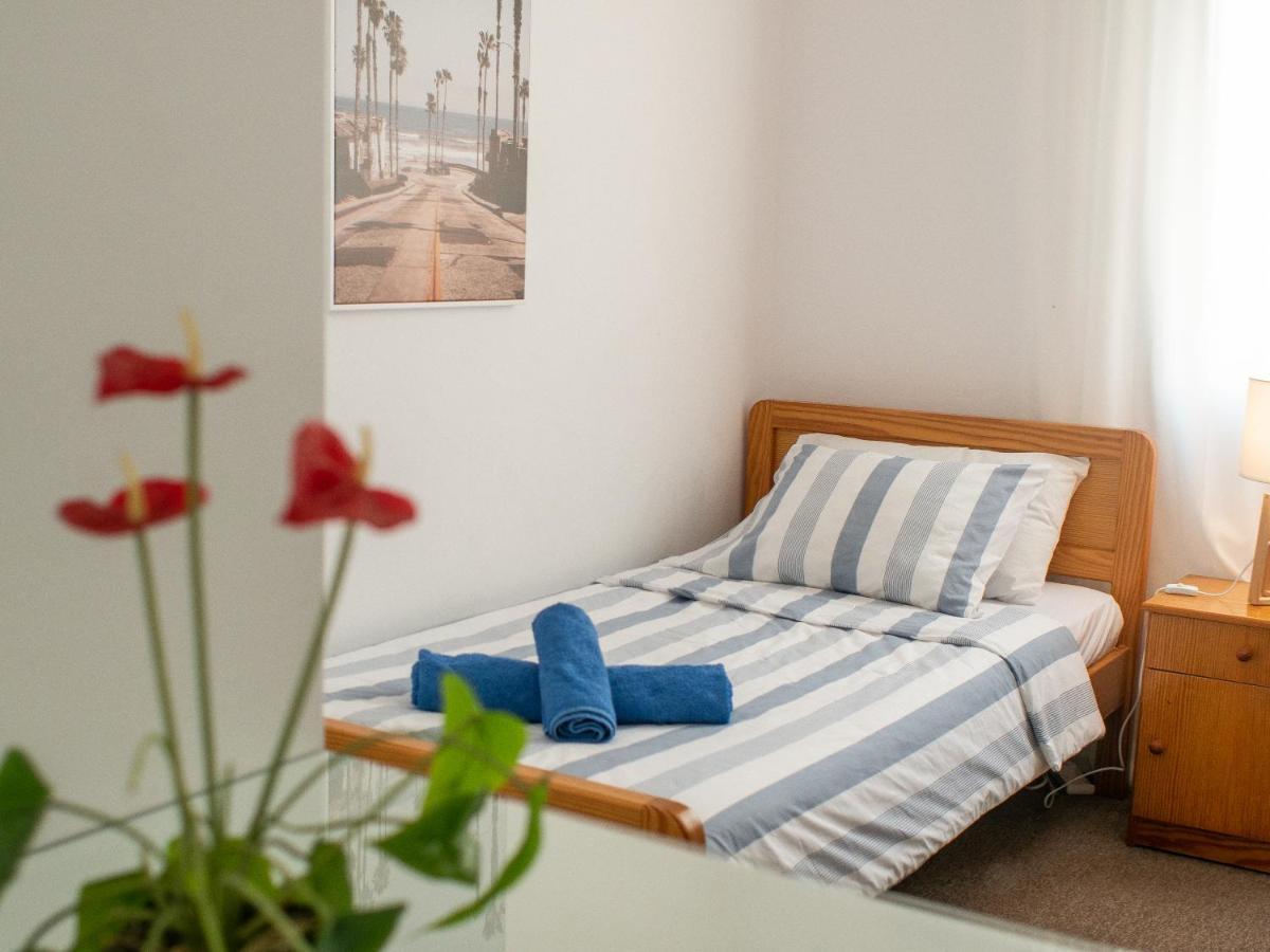 The Salnik Beach Apartment Limassol Exteriör bild